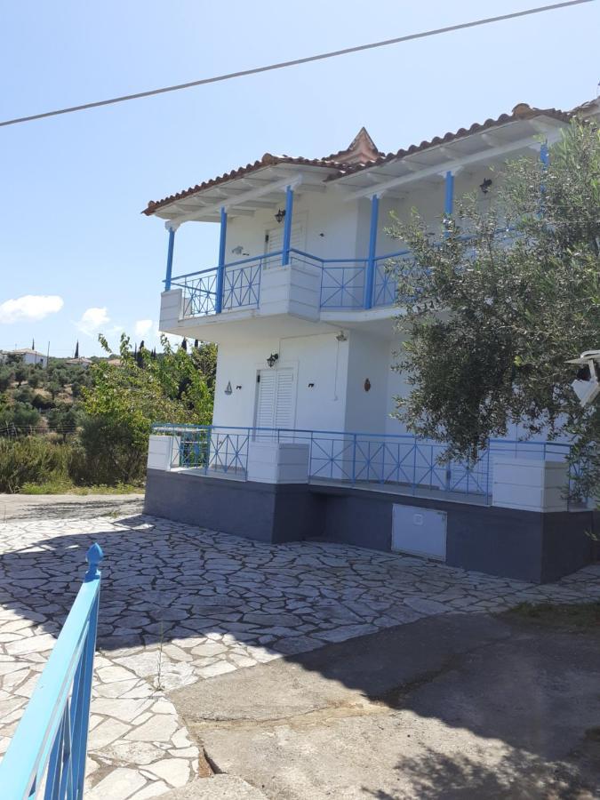 Coral Villas Kompoi Ngoại thất bức ảnh
